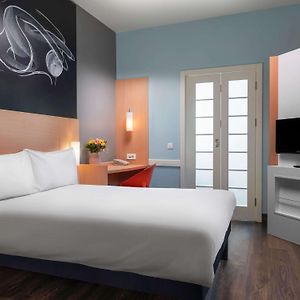 Standard Room 1 Double Bed